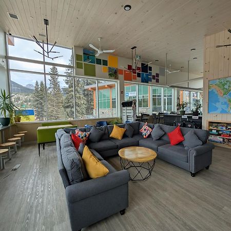 Canmore Downtown Hostel Zewnętrze zdjęcie