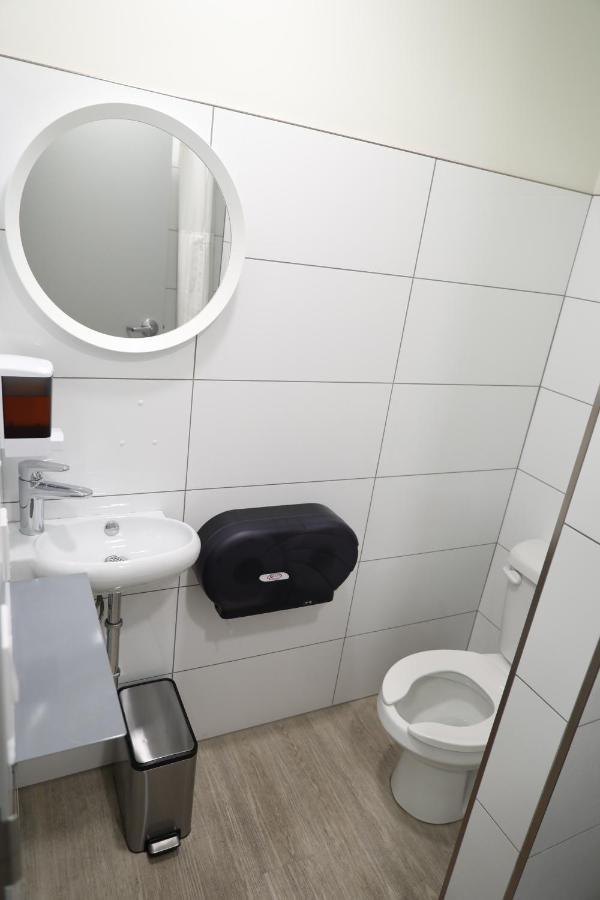 Canmore Downtown Hostel Zewnętrze zdjęcie