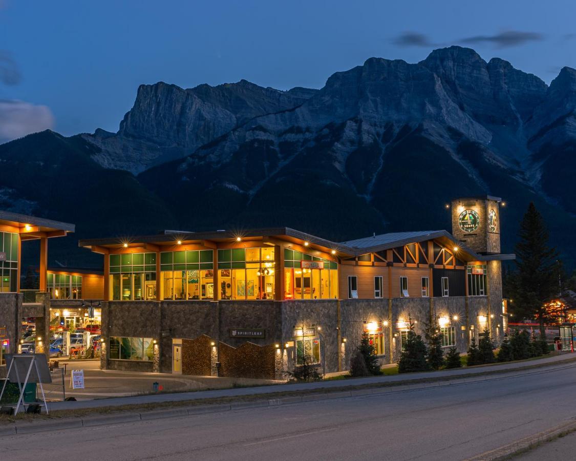 Canmore Downtown Hostel Zewnętrze zdjęcie