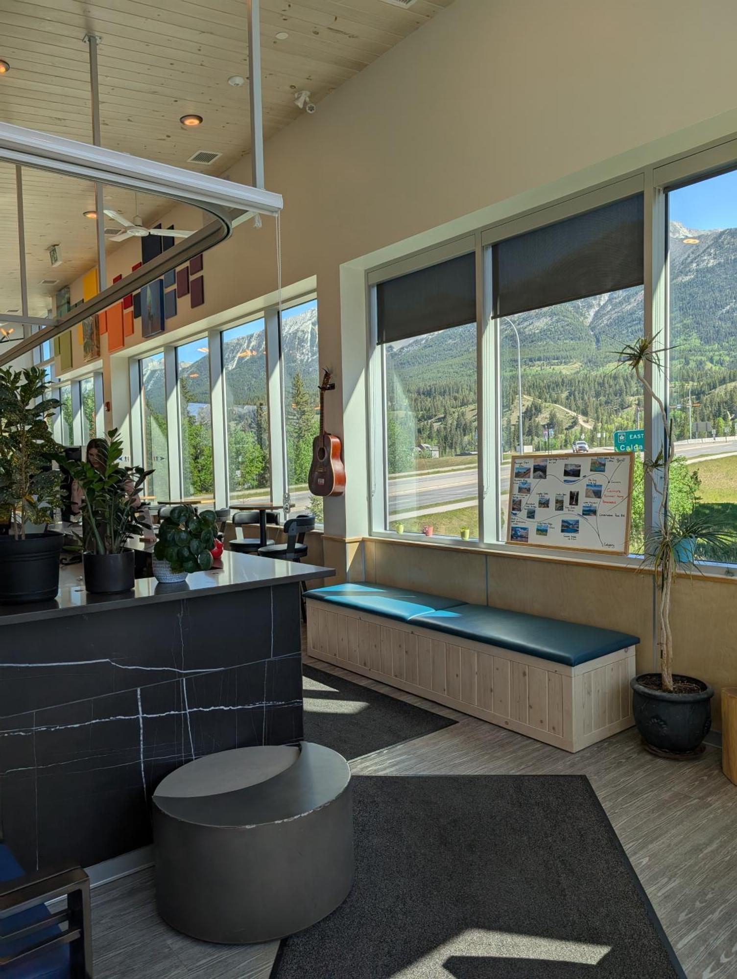 Canmore Downtown Hostel Zewnętrze zdjęcie