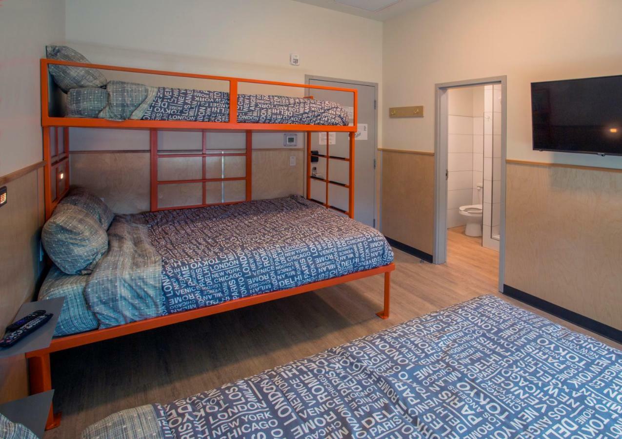 Canmore Downtown Hostel Zewnętrze zdjęcie