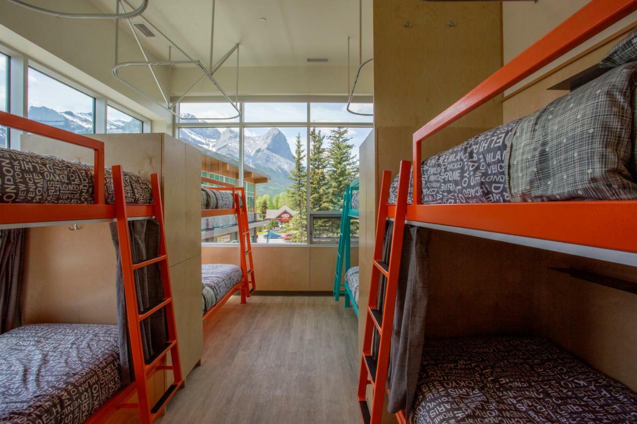 Canmore Downtown Hostel Zewnętrze zdjęcie
